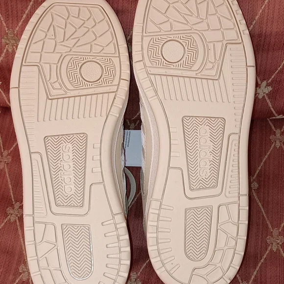 Adidas Break Start Low Women's Cream Sneakers - Picture 6 of 11